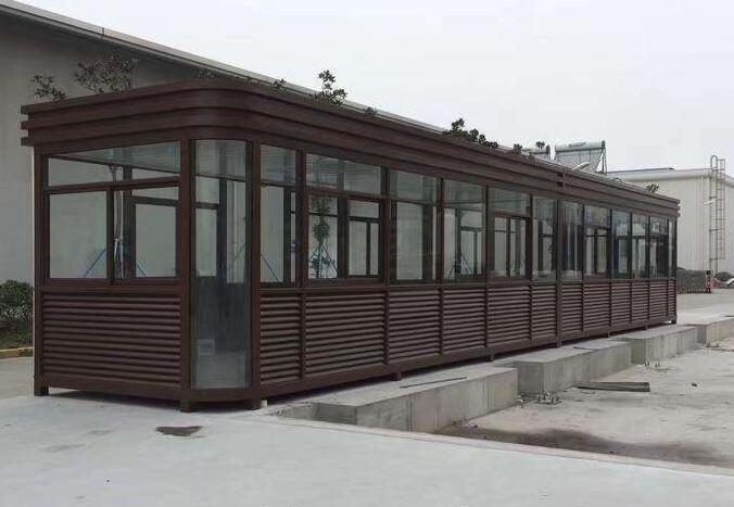 公共場(chǎng)合和企業(yè)為什么要配備吸煙亭？